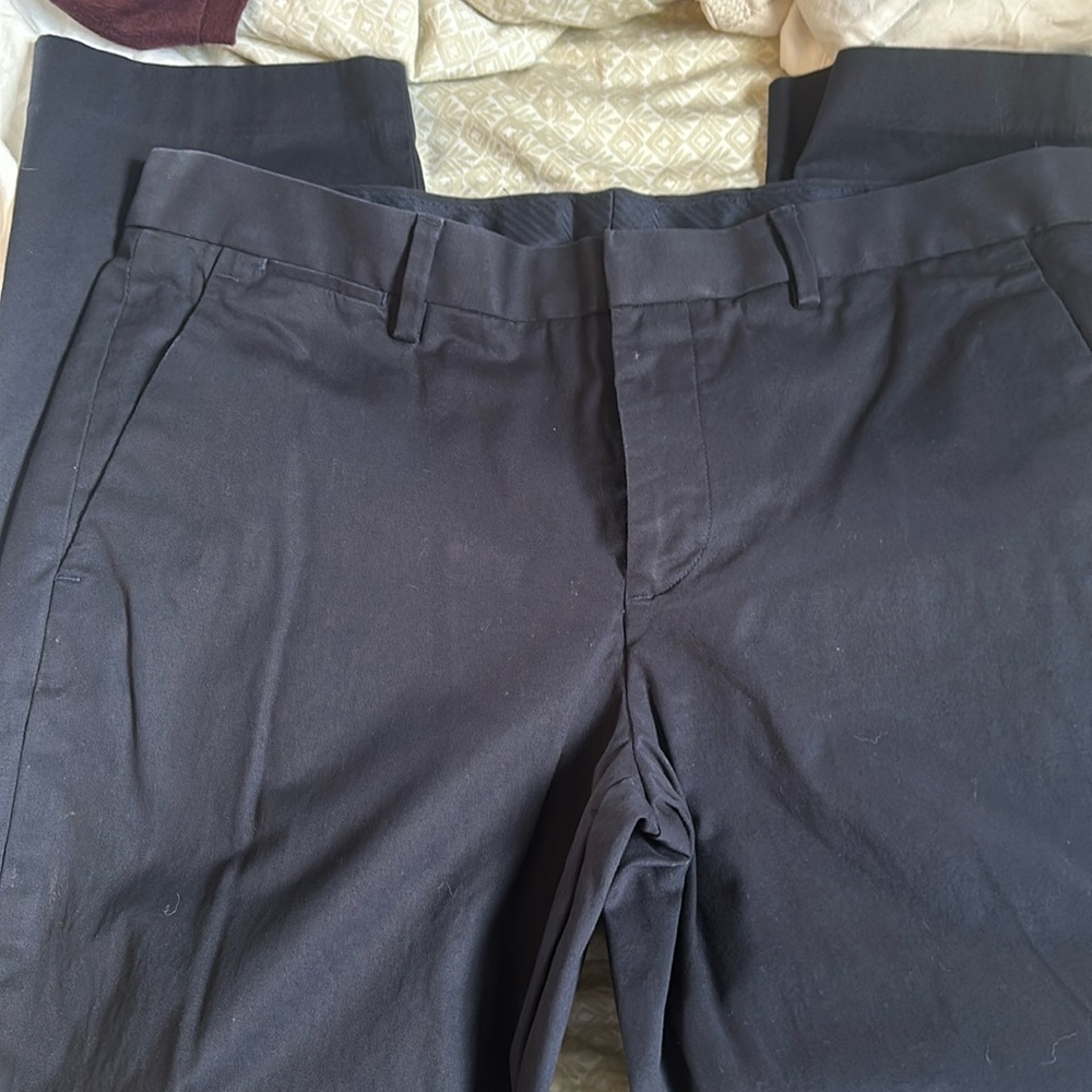 Express men’s Innovator dress pants 32/30 navy